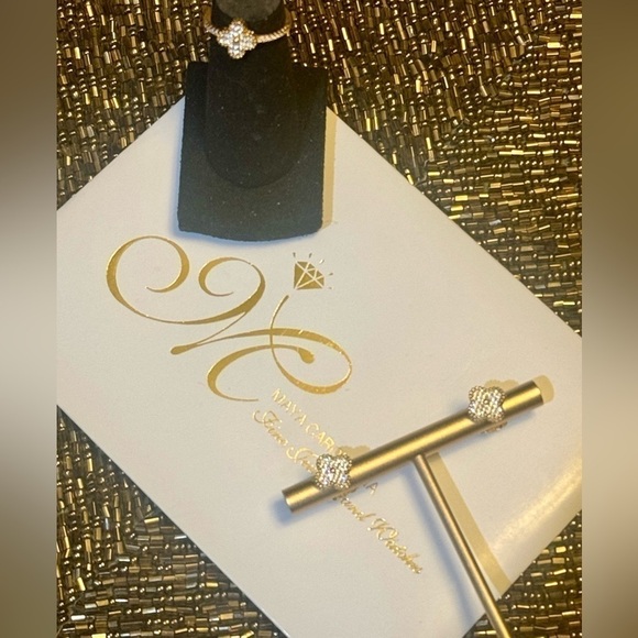 NEW 4 leaf clover sterling base metal .925 silver and plated in gold - Picture 3 of 6